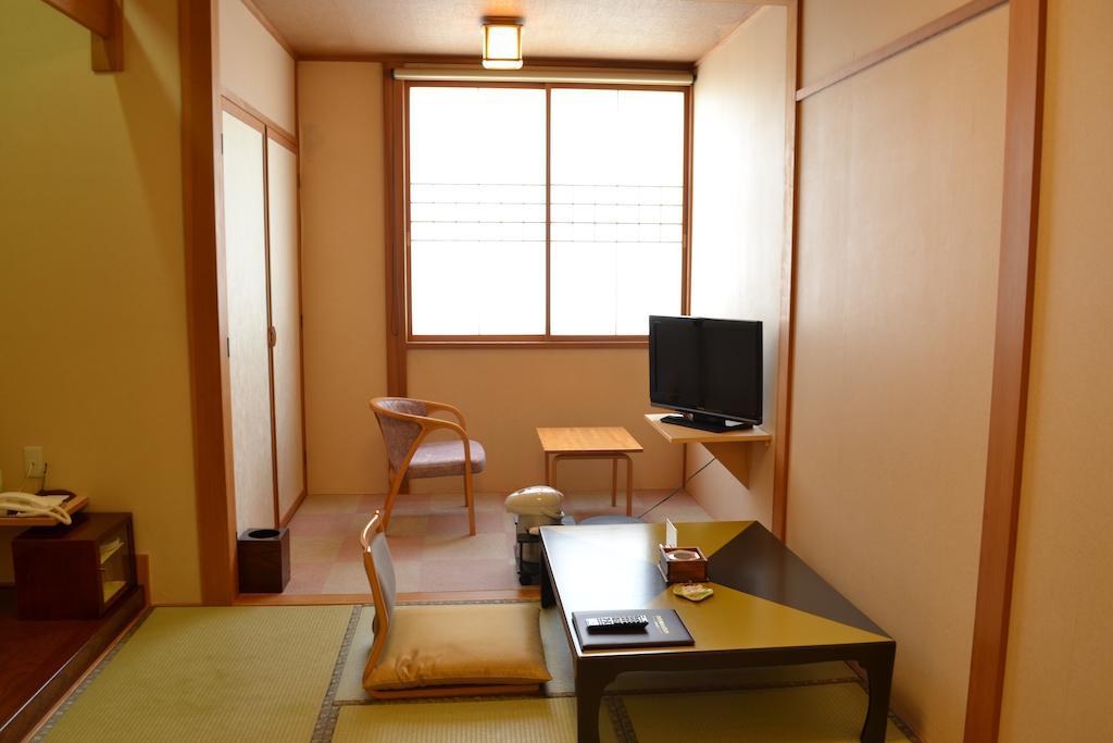 Готель Akita Onsen Plaza Номер фото