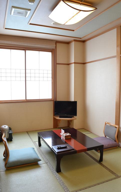 Готель Akita Onsen Plaza Номер фото