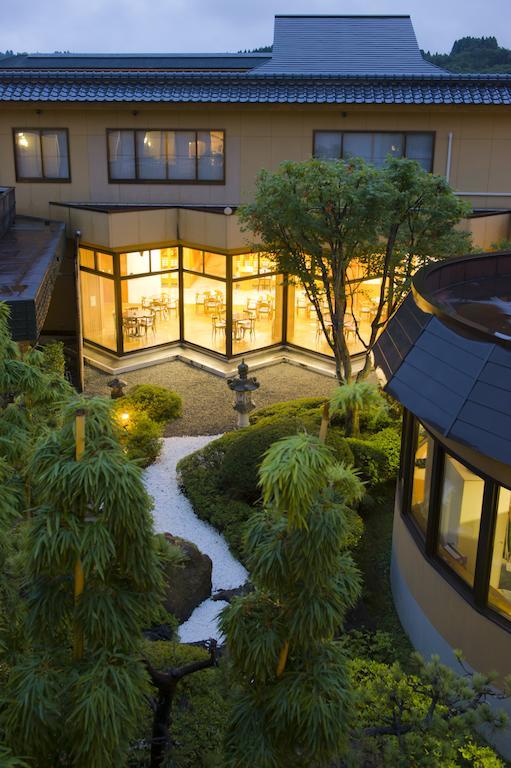 Готель Akita Onsen Plaza Екстер'єр фото