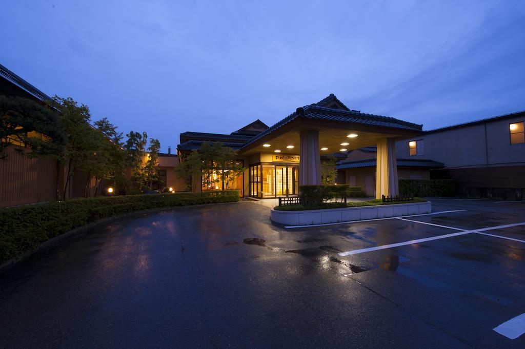 Готель Akita Onsen Plaza Екстер'єр фото